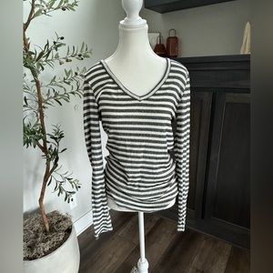 Anthropologie Striped Shirt/Sweater, M/L, NWT, Gray/Cream with slight sh…